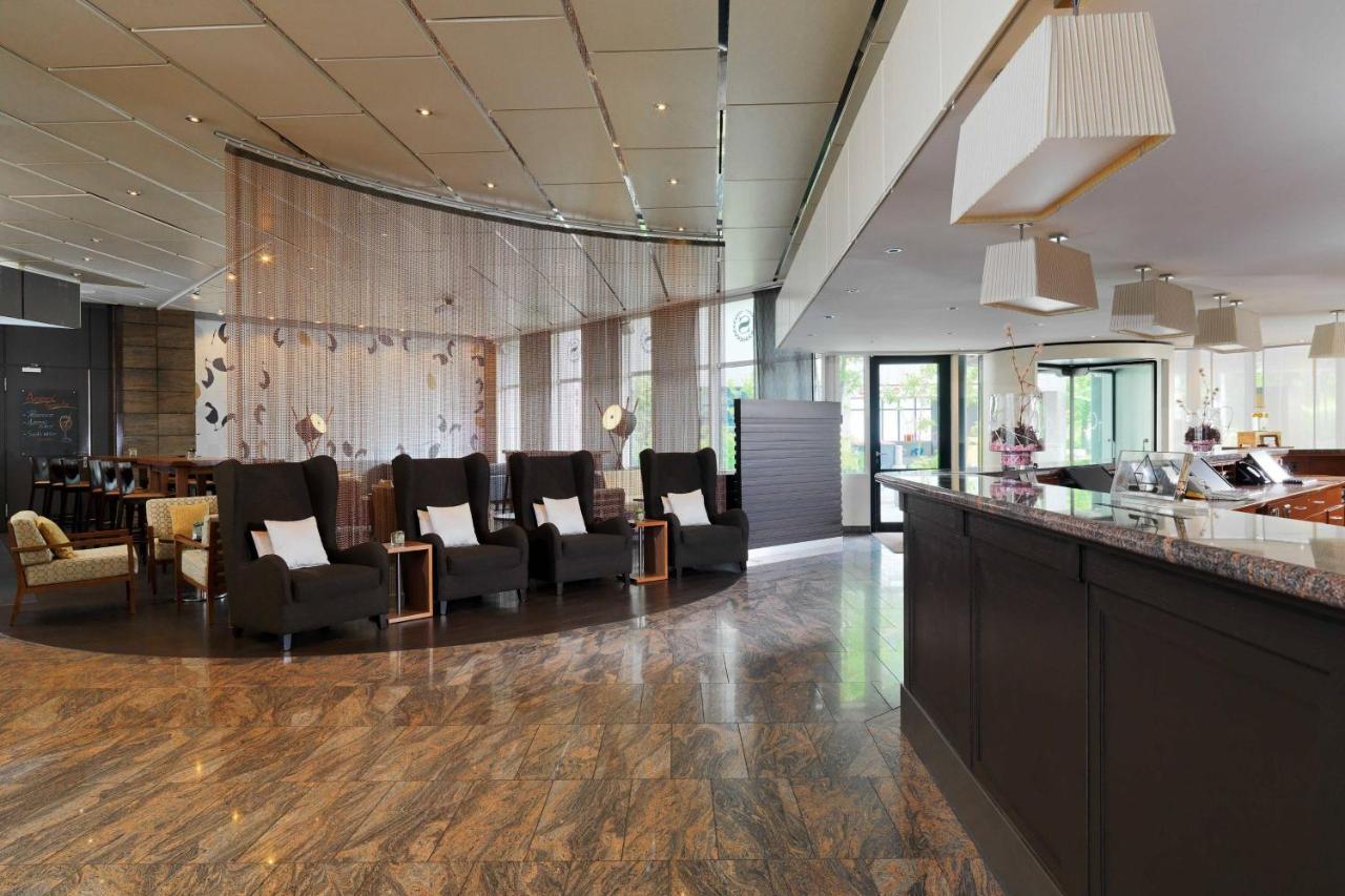Sheraton Muenchen Westpark Hotel - Munich — Фото 2